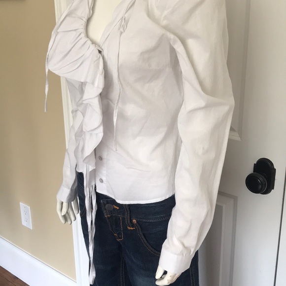 NWOT Groa Ruffled button down blouse - Picture 3 of 8